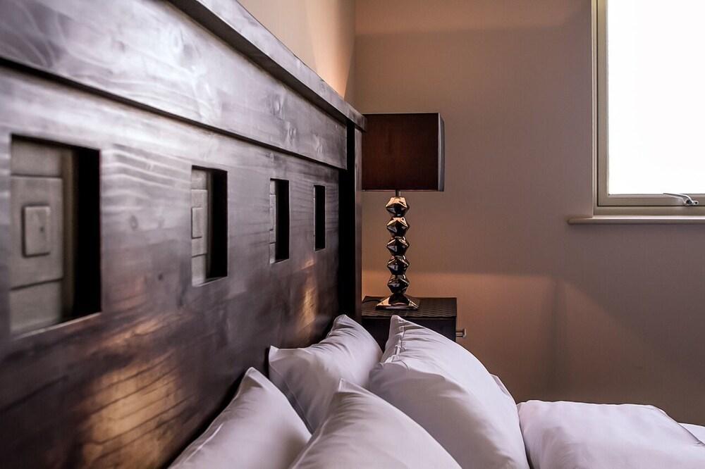 Peak Edge Hotel Τσέστερφιλντ Εξωτερικό φωτογραφία