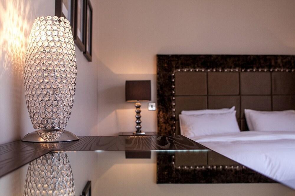 Peak Edge Hotel Τσέστερφιλντ Εξωτερικό φωτογραφία